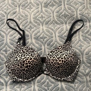 32C Victoria’s Secret Bombshell Plunge Bra
